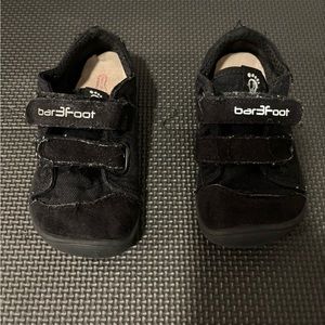 Kids Barefoot sneakers, size 29